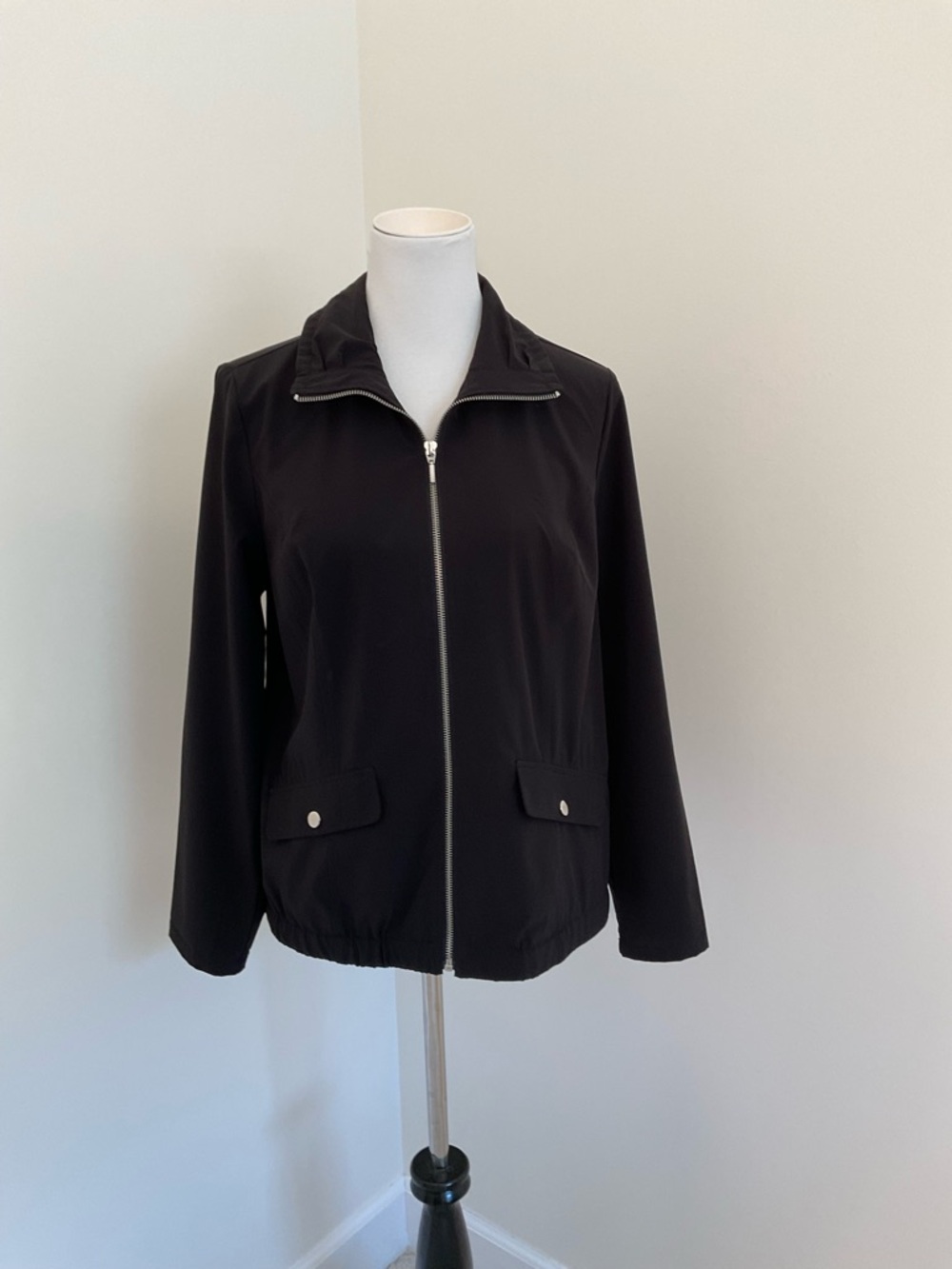 Chico’s Zenergy Classic Black Lightweight Jacket